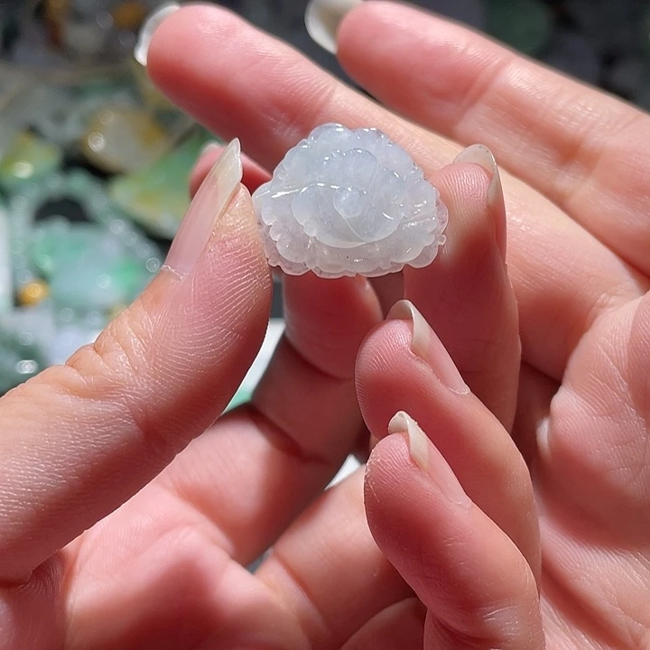 颈饰未镶嵌翡翠天