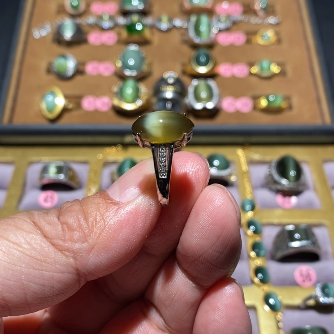 和田玉（碧玉）戒指未镶嵌