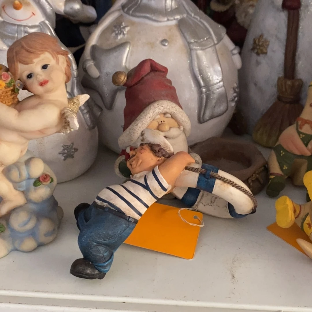 默认微瑕 陶瓷树脂摆件困*了