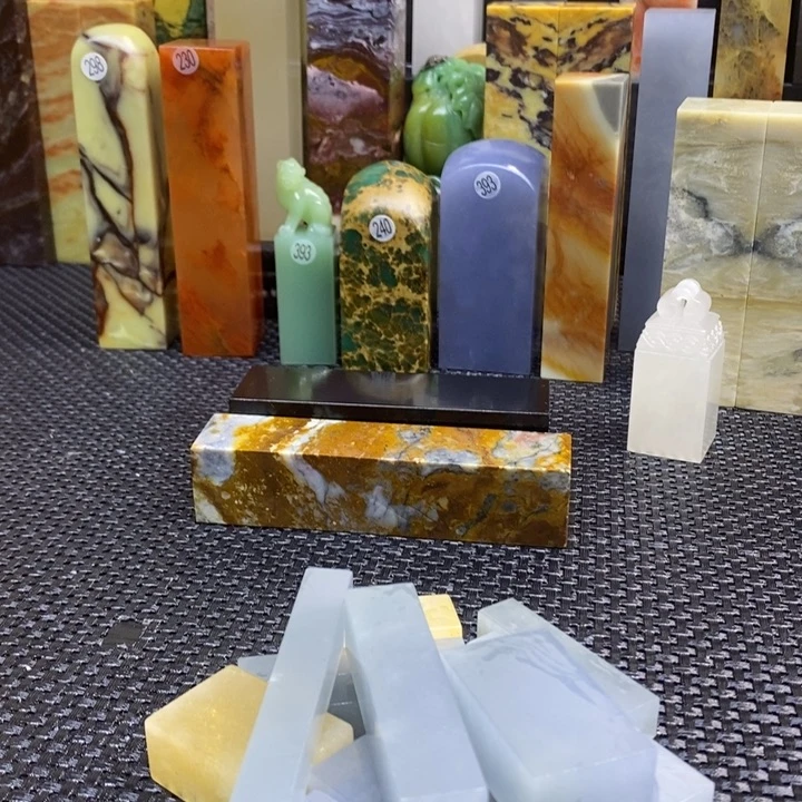 广东石福****顺青田石印章石