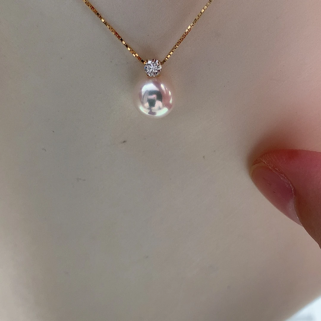 吊坠(赠链)18K金镶嵌海水珍珠8-8.5mm ak戴妃
