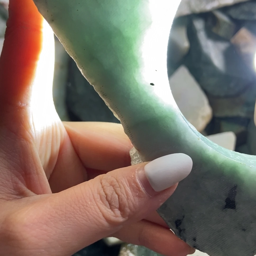 翡翠未镶嵌挂件天然翡翠