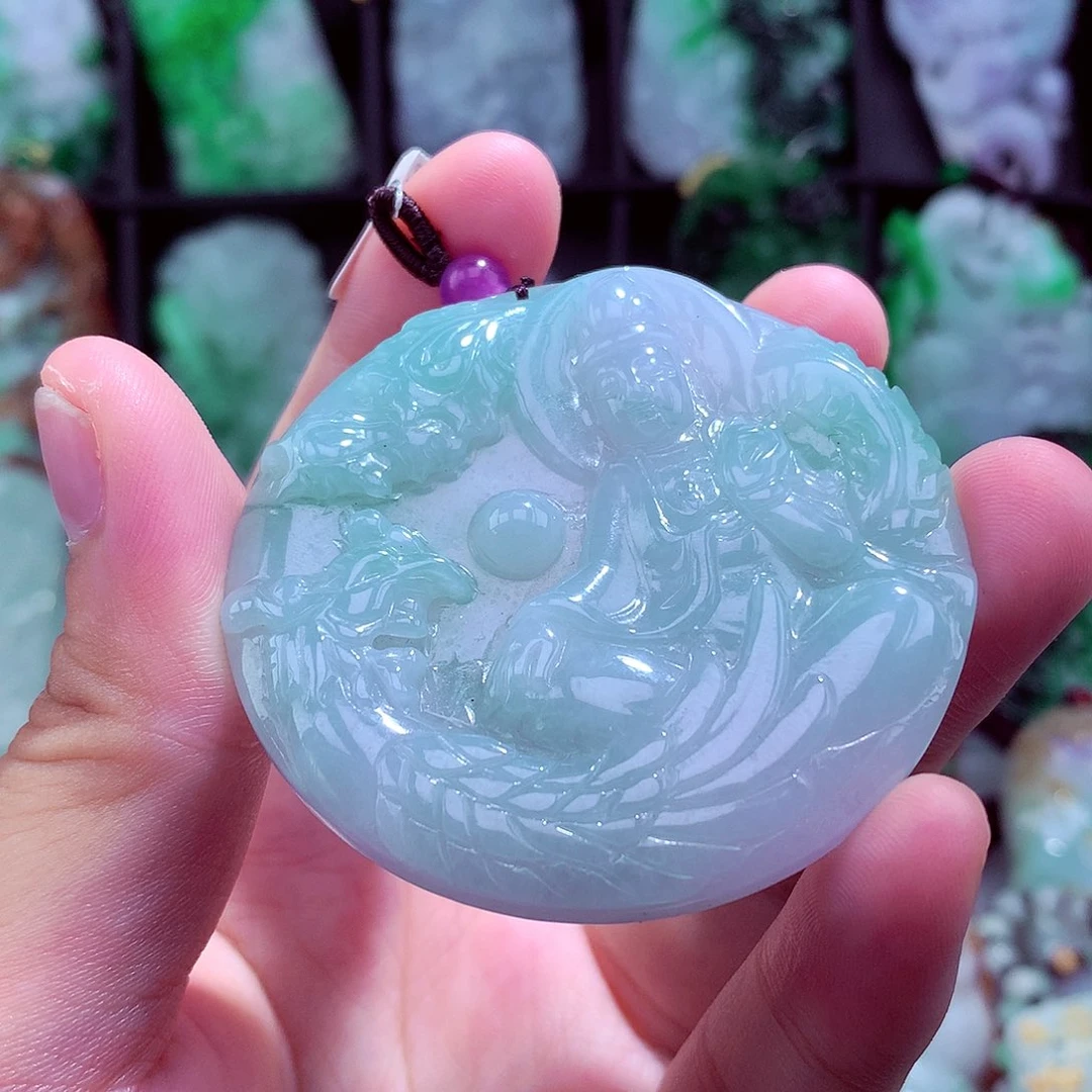 翡翠未镶嵌颈饰挂件