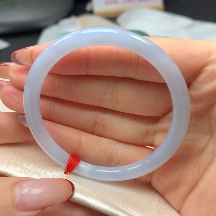 翡翠手镯未镶嵌54叮单条