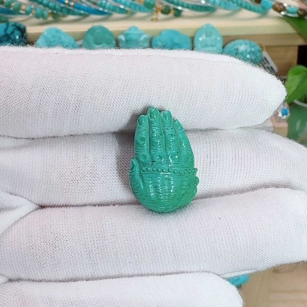 绿松石未镶嵌珠宝奇石