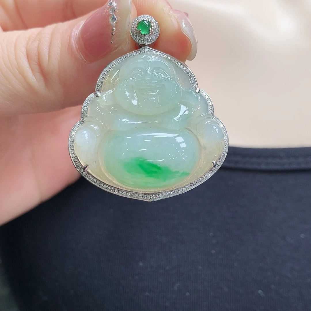 翡翠颈饰18K金镶嵌佛公