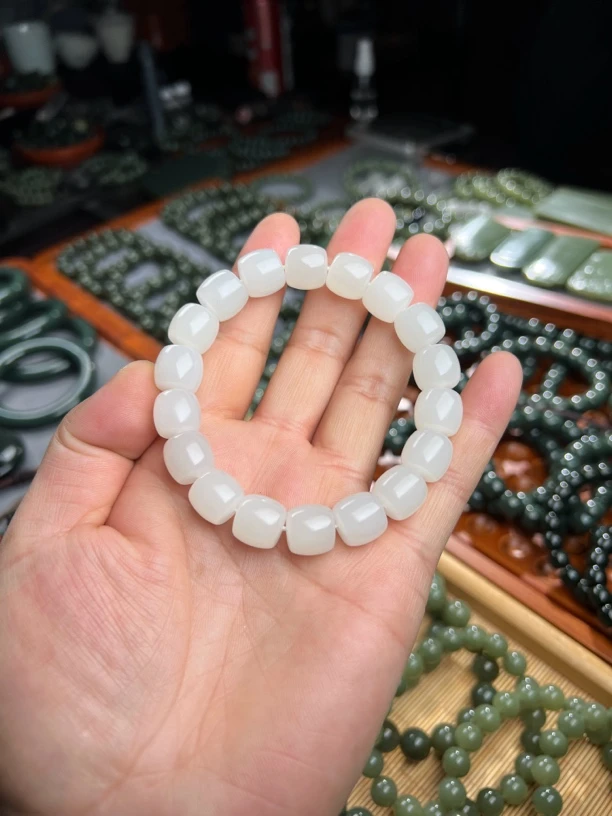 和田玉白玉卡11/12直切手串