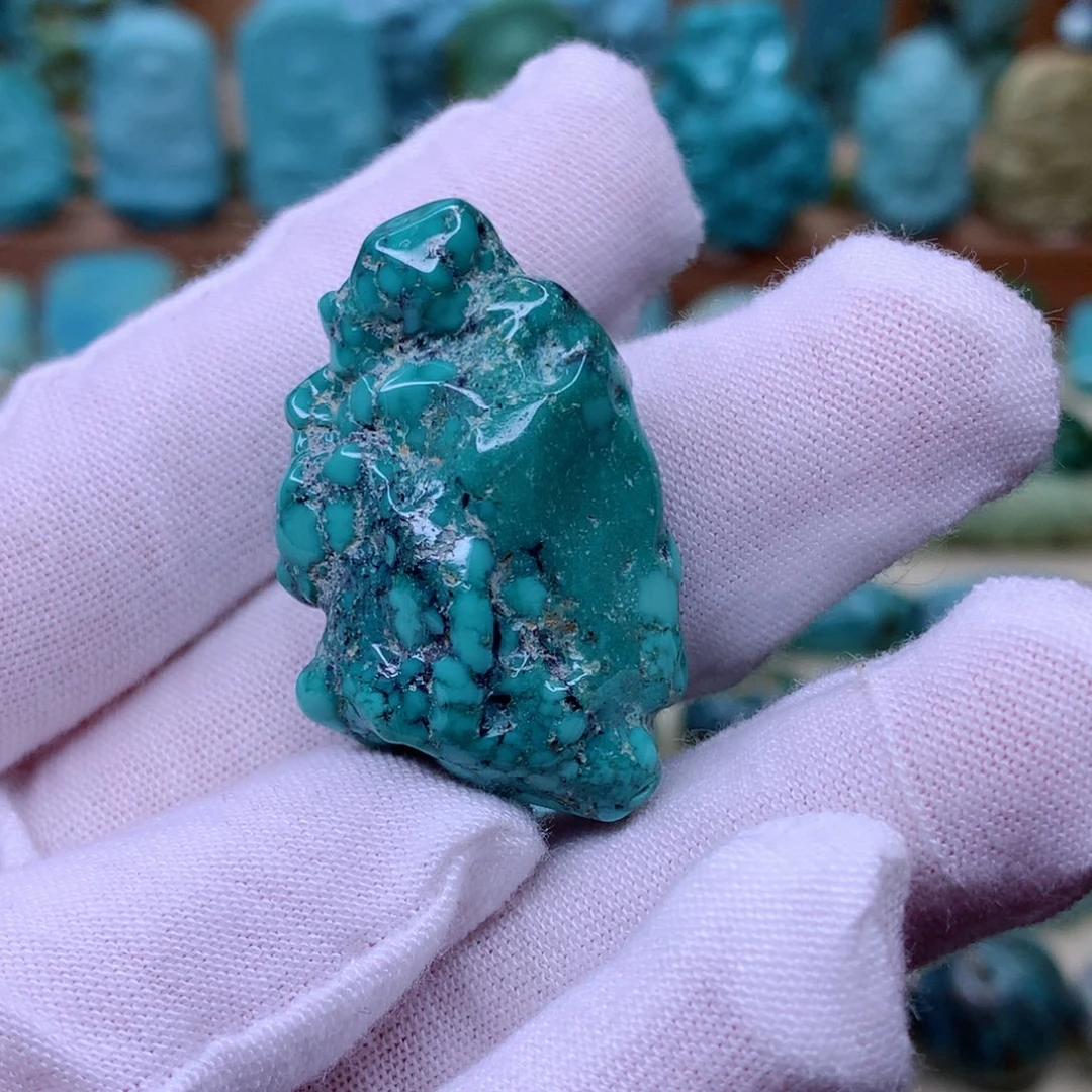 绿松石颈饰未镶嵌