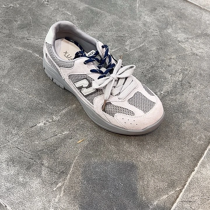 533-60152灰色40码