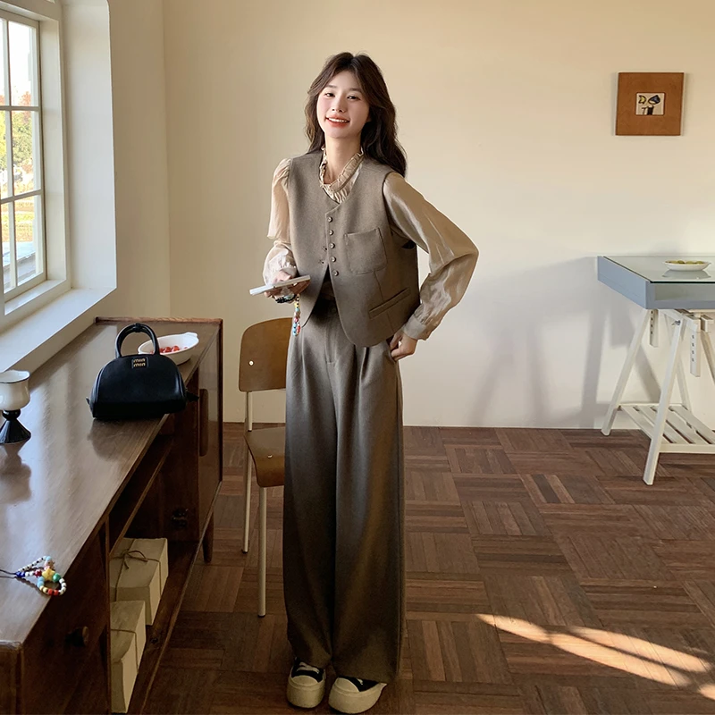 韩系穿搭高级感马甲套装女春2025新款长袖衬衫阔腿长裤气质三件套