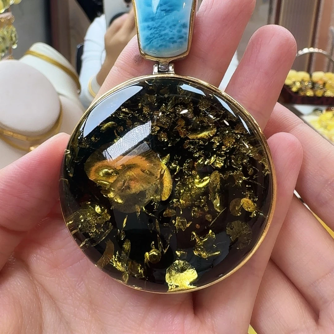 琥珀未镶嵌颈饰吊坠