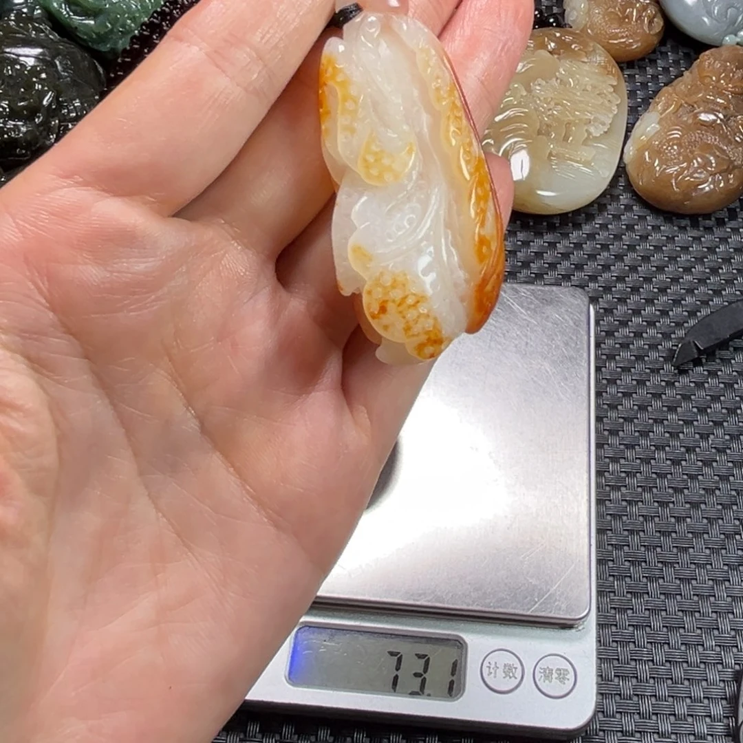 未镶嵌和田玉挂件