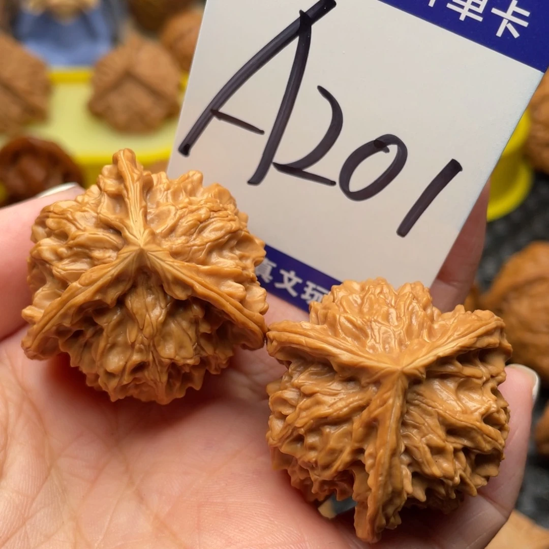 桃核把件盘山三棱37