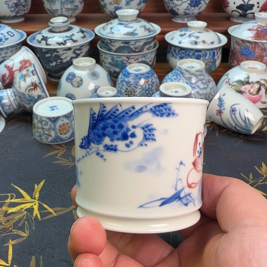 国画风荷花融天主人杯