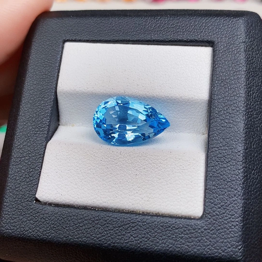 未镶嵌裸石托帕石9.86ct