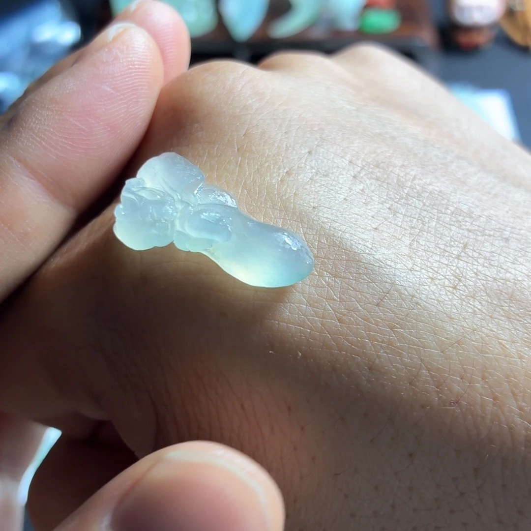 定制翡翠未镶嵌仙女