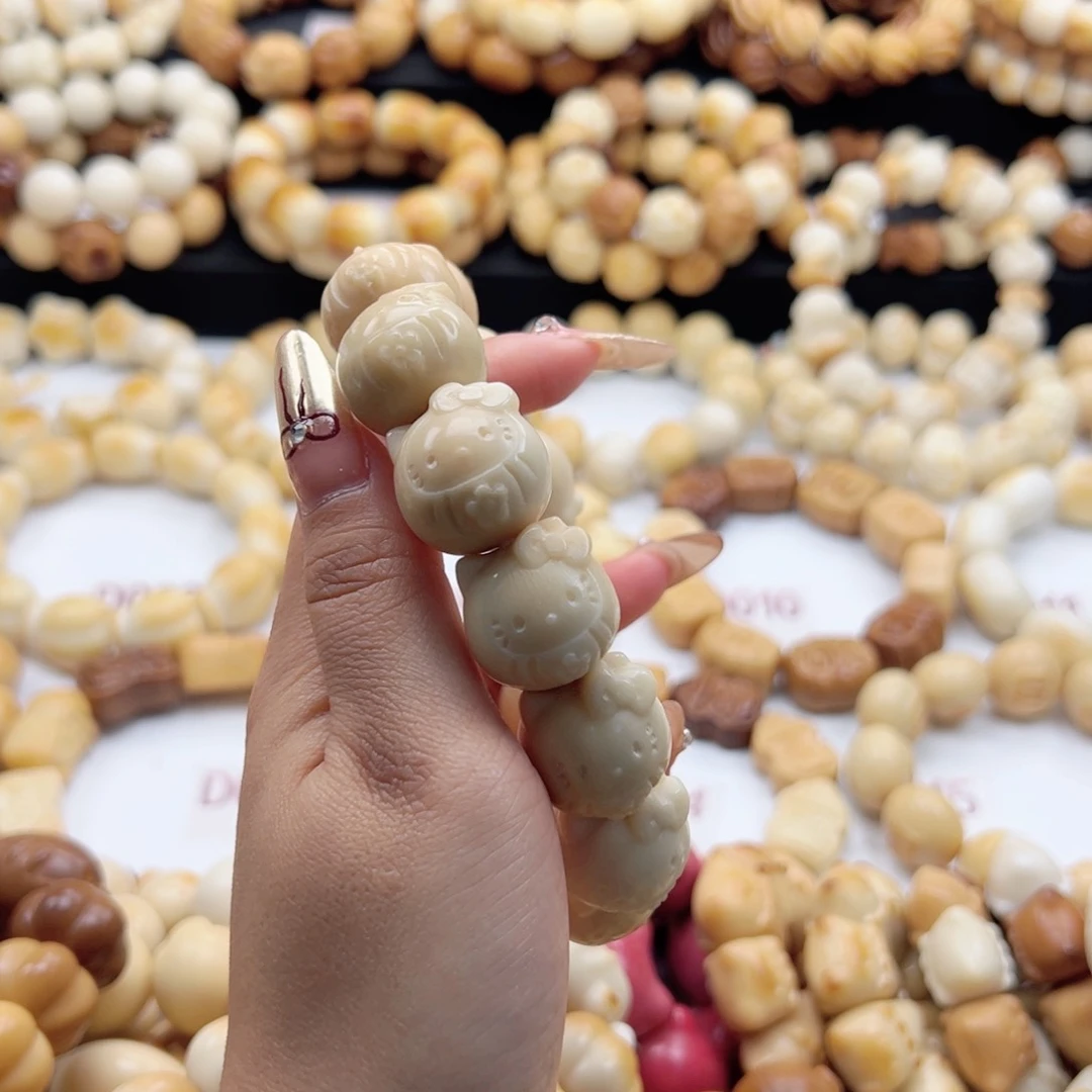 吊坠白玉菩提@****?达摩KT22