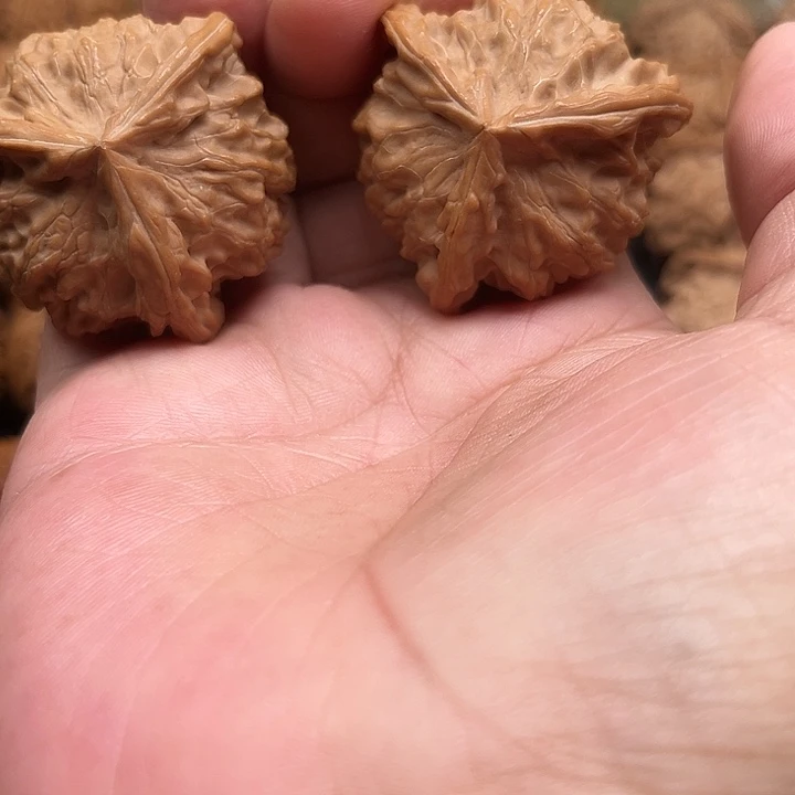 吊坠文玩核桃你们都在