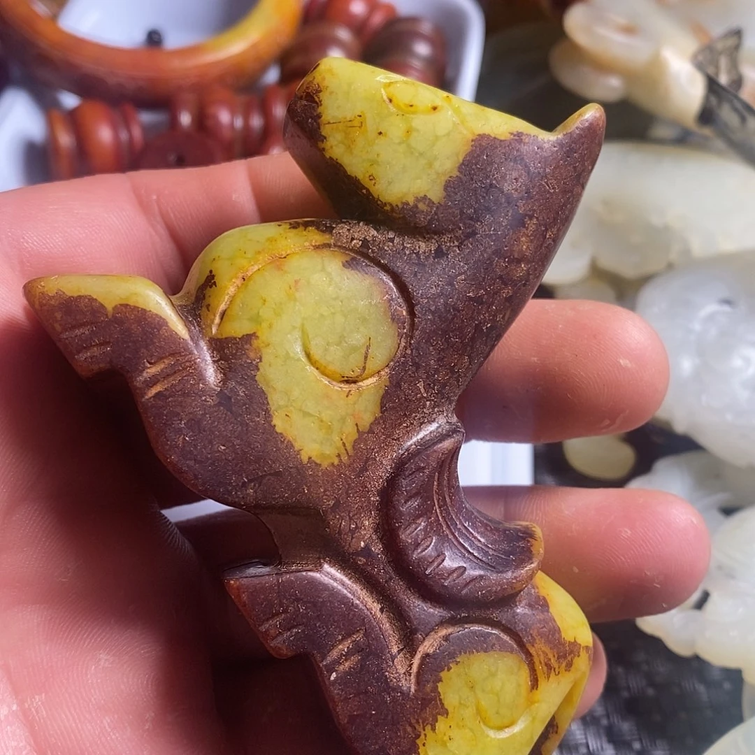 蛇纹石玉合金颈饰