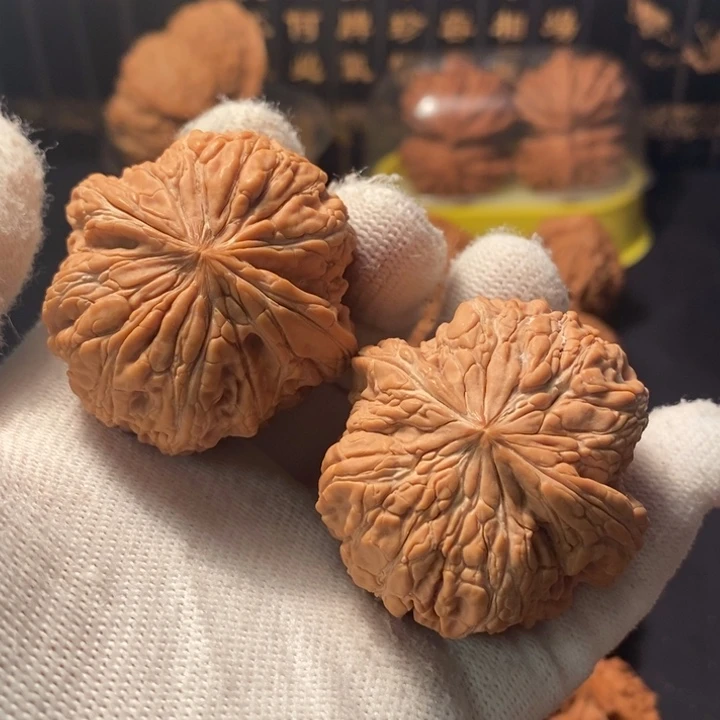 文玩核桃吊坠44门墩
