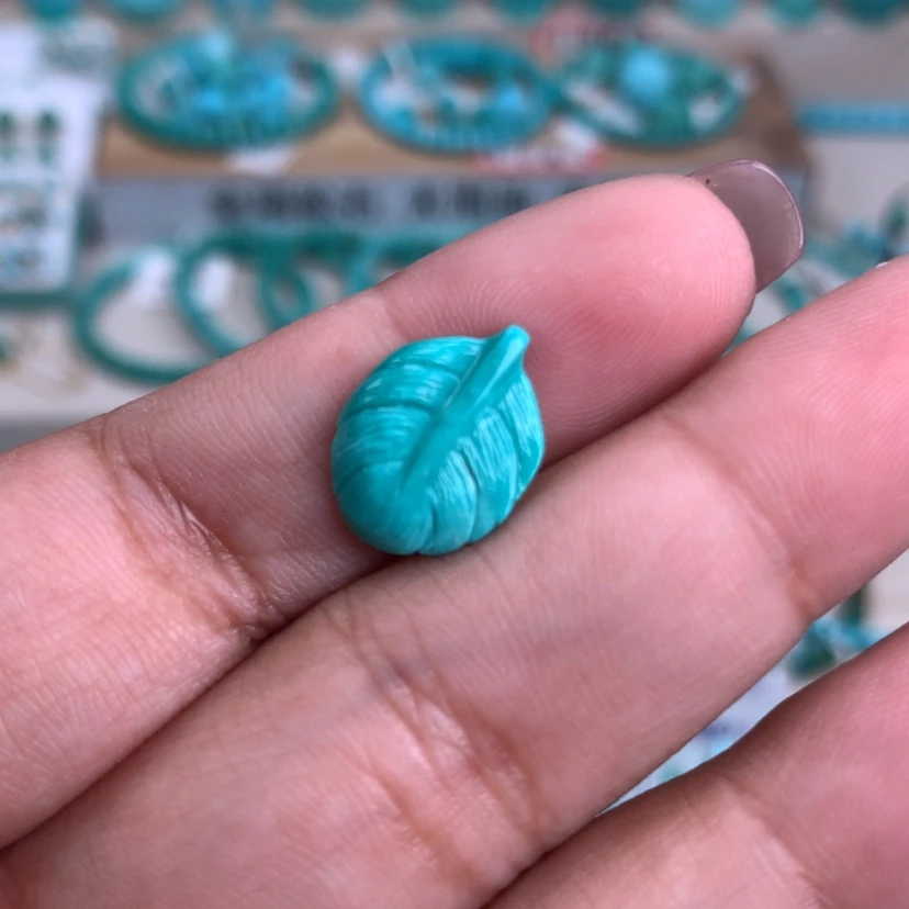 【闪购商品】绿松石未镶嵌雕刻