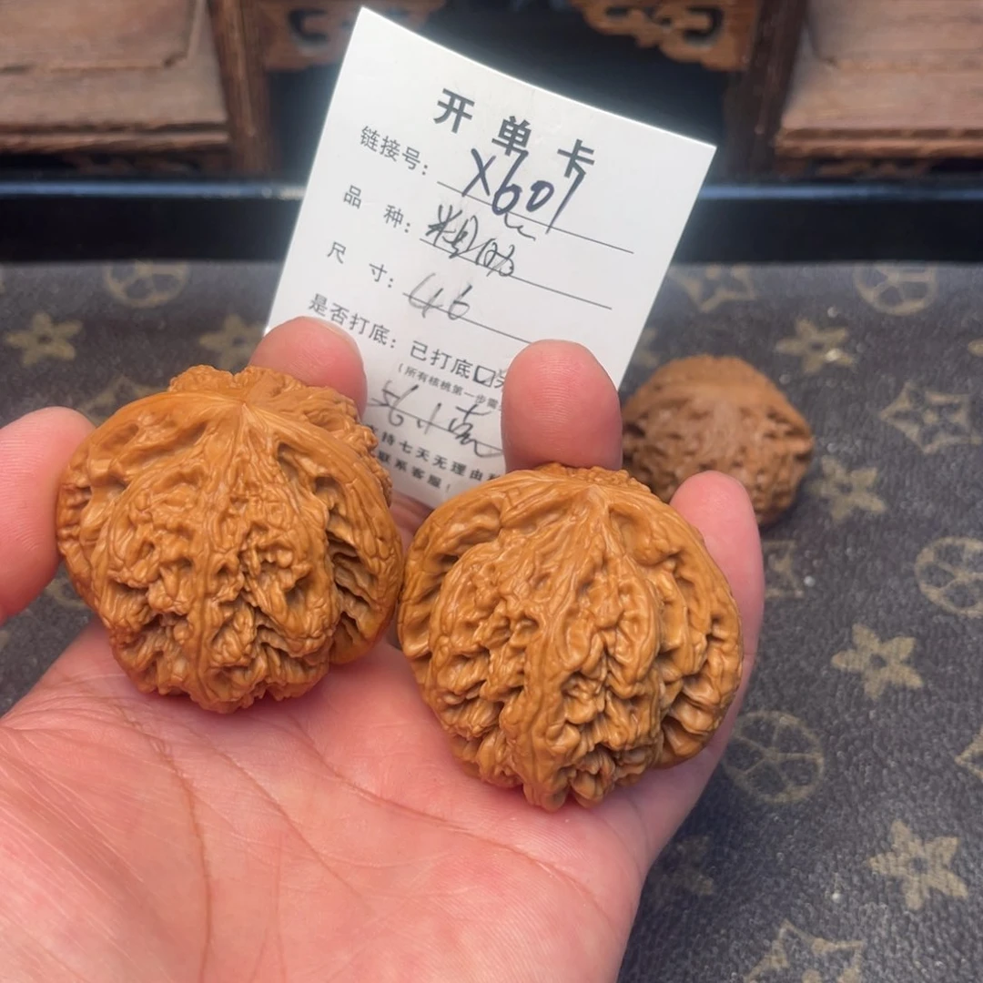 桃核吊坠文玩核桃