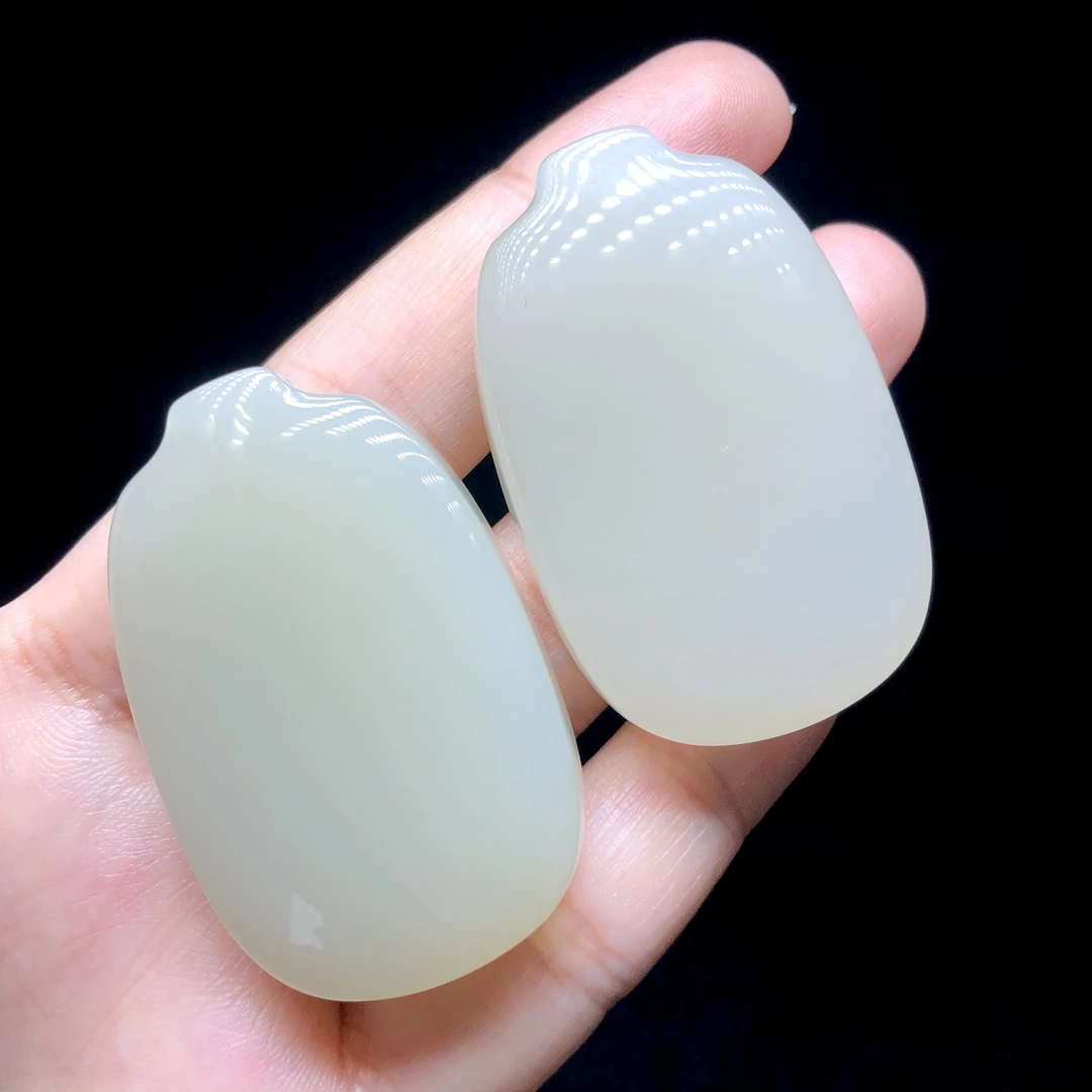 和田玉吊坠-多样性发其一-45.5×28.5×11mm-V65782-k（商城）含配绳