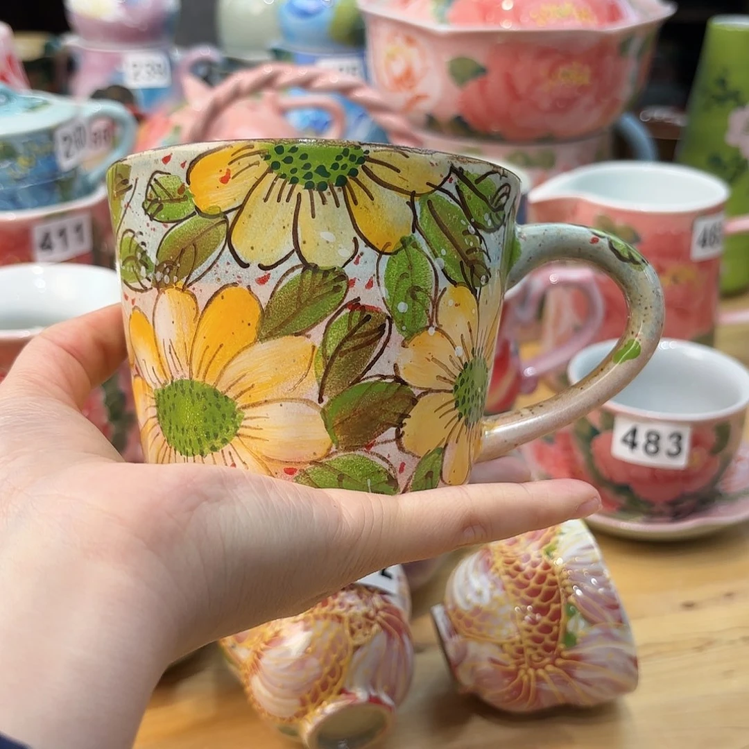 瓷片兔兔盖茨。兔兔好