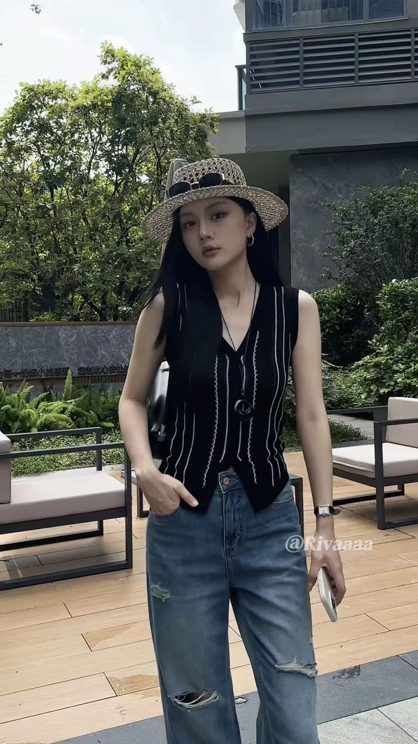 XiANJiE 小香风条纹冰丝针织衫背心女显瘦外穿夏季开衫T恤上衣