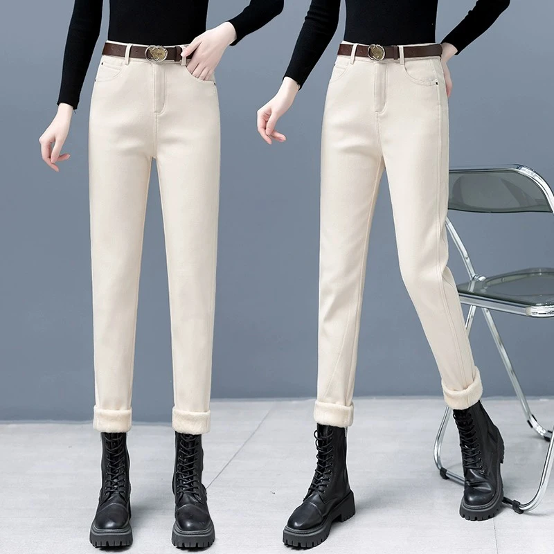 米白色牛仔裤女2025秋冬加厚高腰显瘦宽松弹力休闲小脚加绒哈伦裤