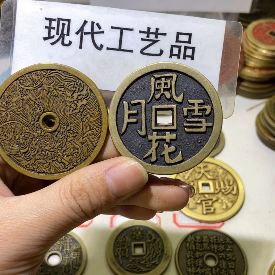 铜?**君现代工艺品现代文创品