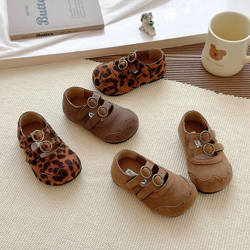 女童豹纹小皮鞋森系复古儿童皮鞋2025秋季洋气复古小童勃肯鞋豆豆