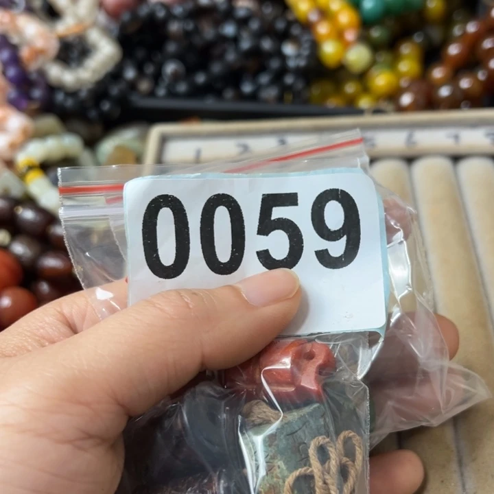 手链未镶嵌和田玉（糖玉）?***妖