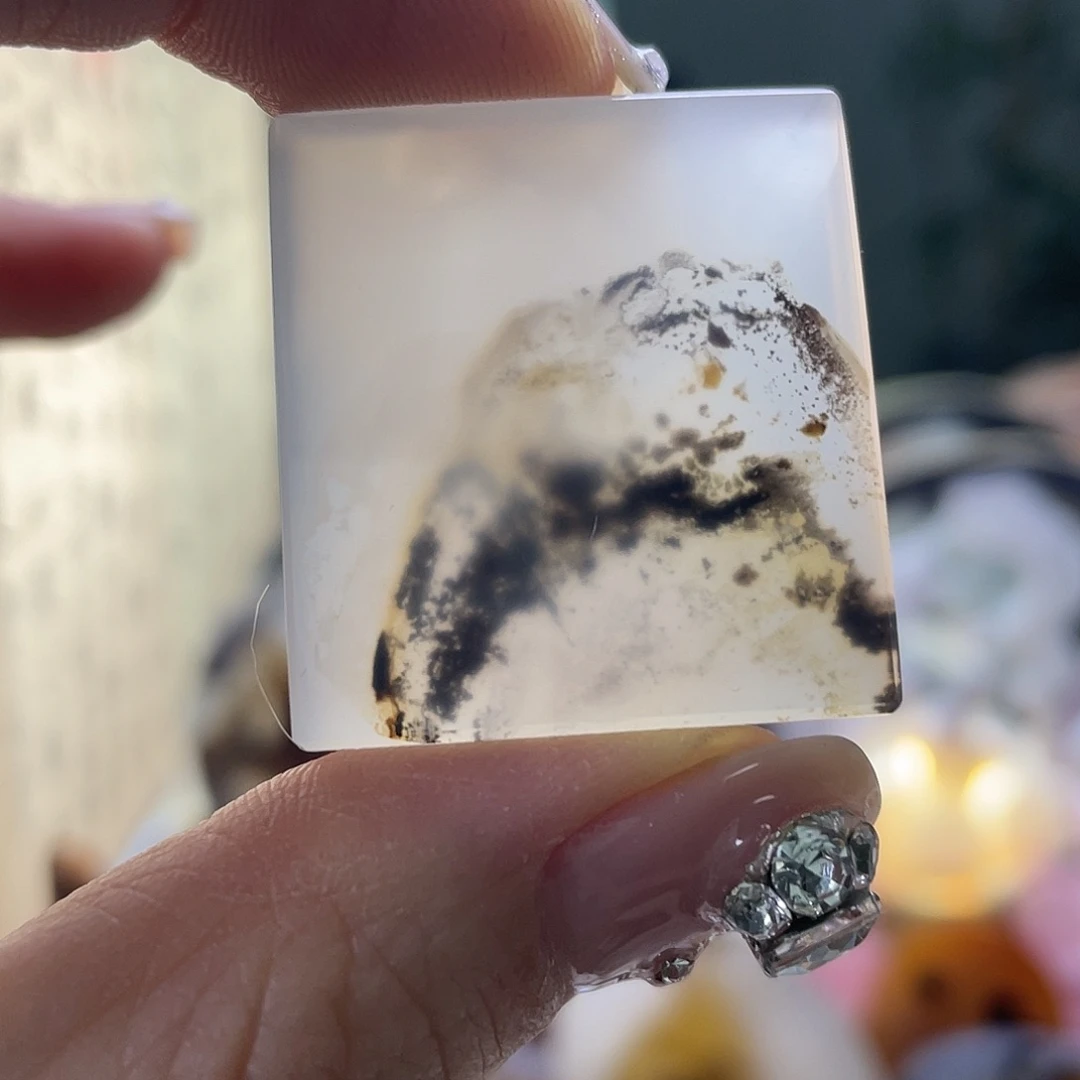 玛瑙/玉髓未镶嵌珠宝奇石