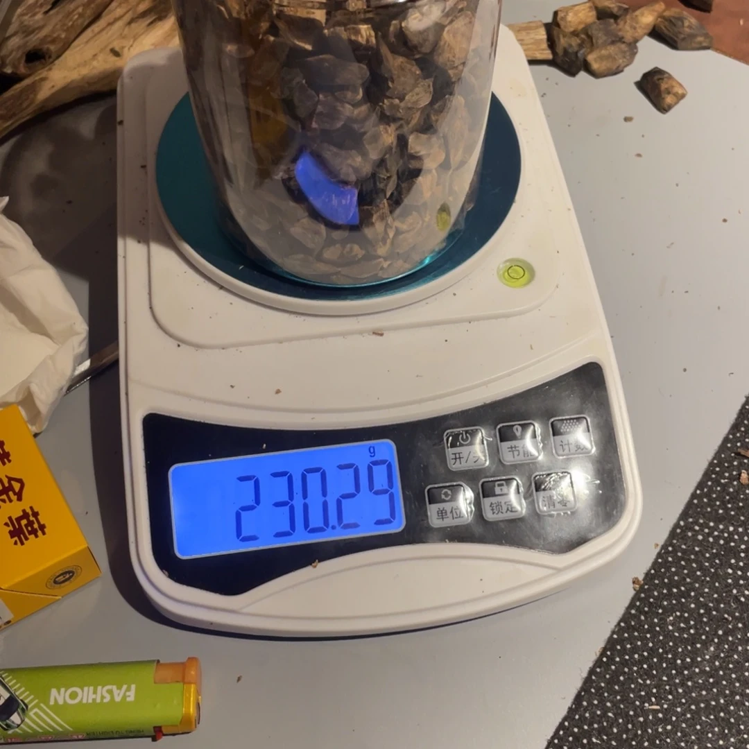 舟***隐沉香沉香碎屑树钉