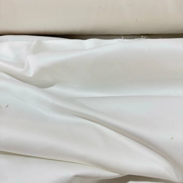 63  纯棉精梳棉弹力贡缎面料4米价有光泽