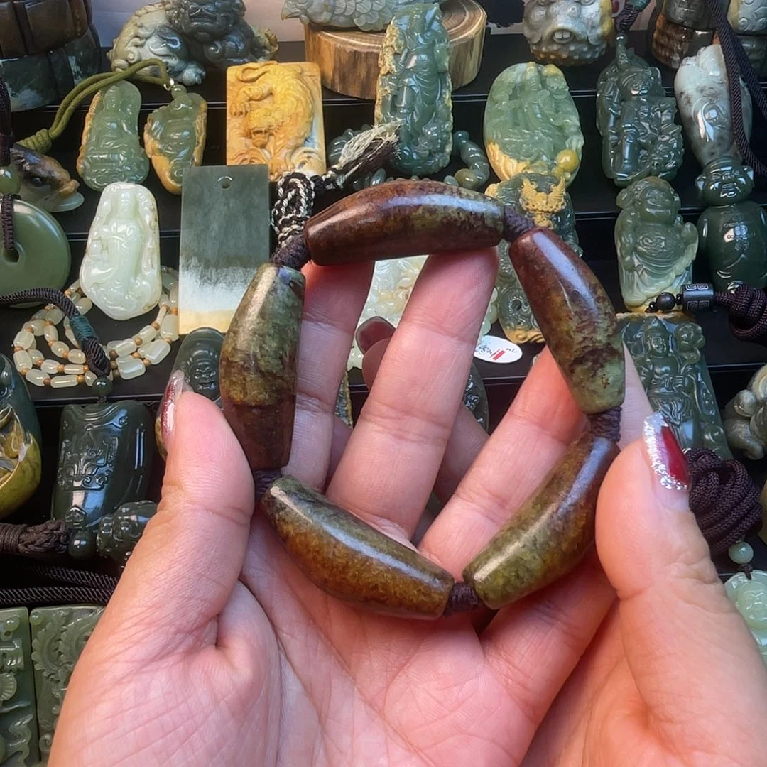 透闪石质玉未镶嵌手链