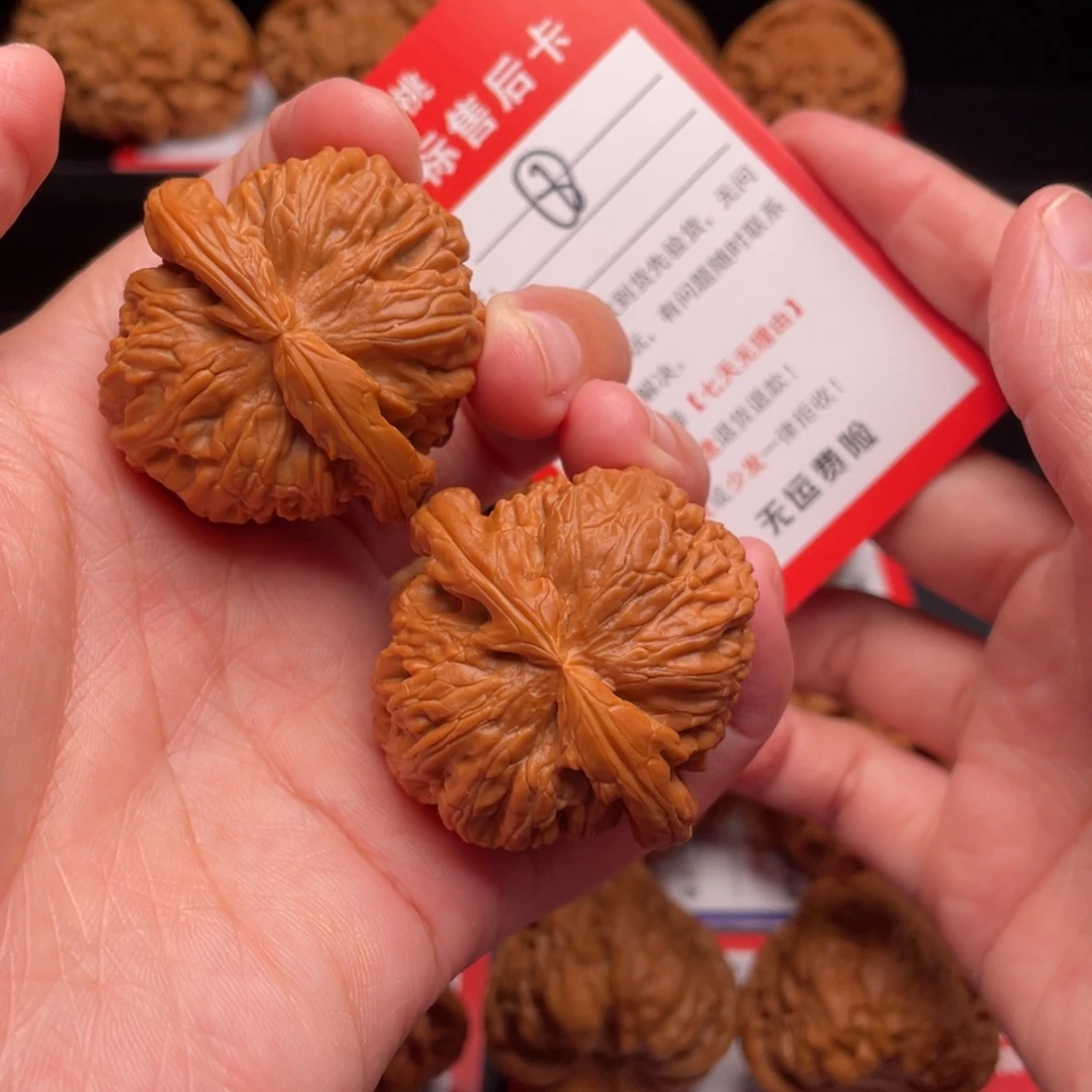 文玩核桃把件白狮子42