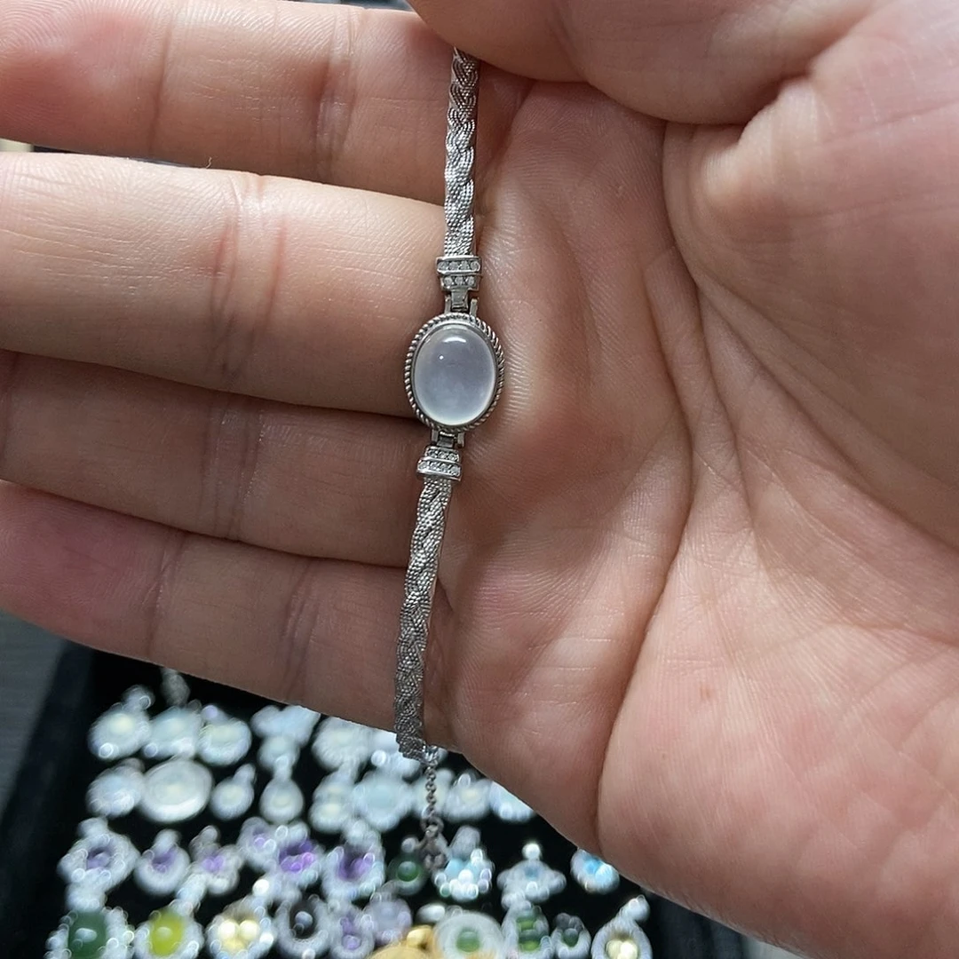 银S925镶嵌蛇纹石玉手链l****a