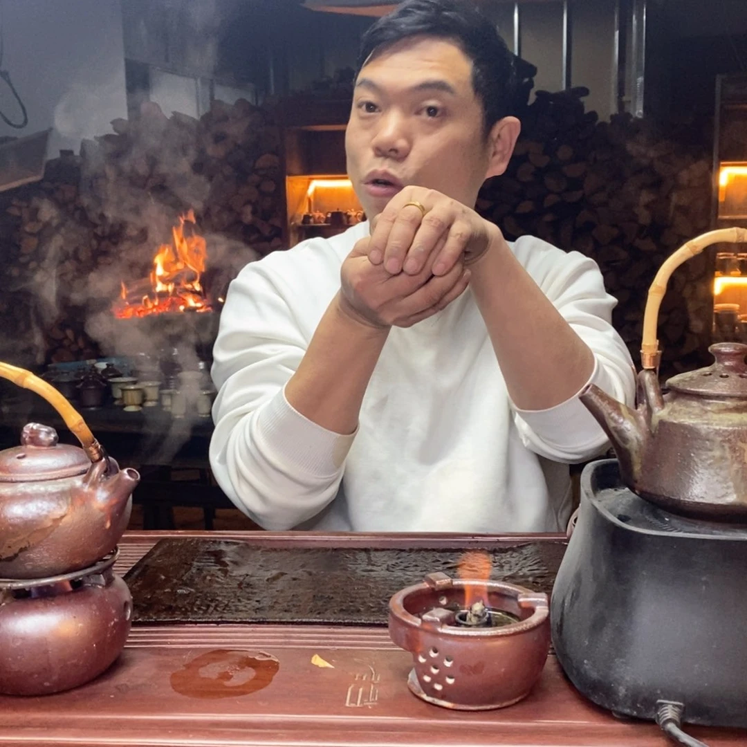 紫砂柴烧侧把小壶