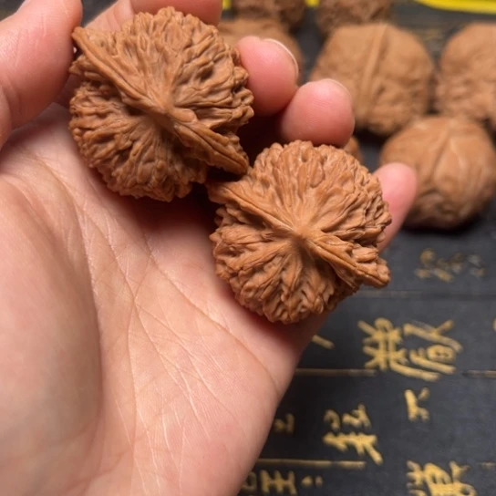 40尺盘龙纹文玩把件