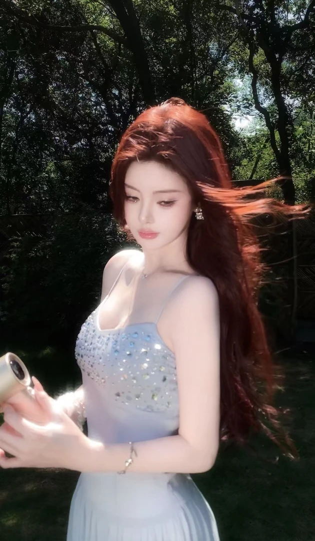 冰冰●「流晶筑梦」超大裙摆 10米用料 吊带裙预BBX5DDQ1109