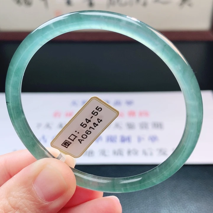 翡翠未镶嵌手镯翡翠手镯45
