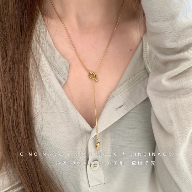 钛钢项链 打结项链新款博主同款时尚气质长款流苏锁骨链可调节