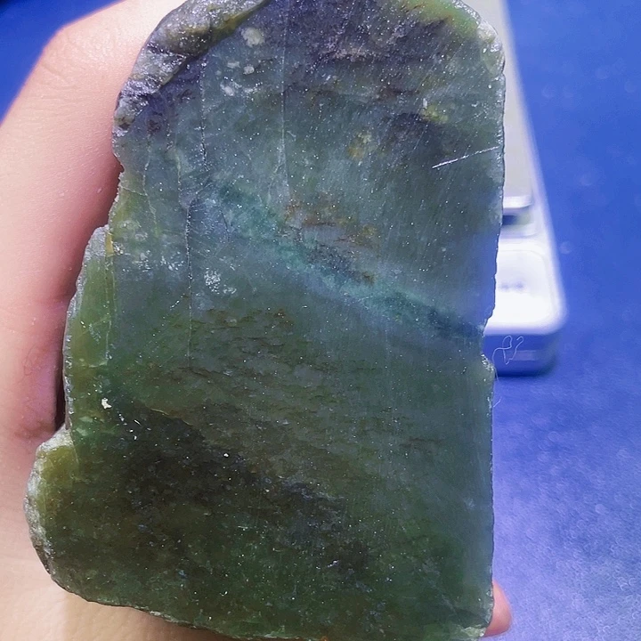 未镶嵌和田玉（糖玉）珠宝半成品