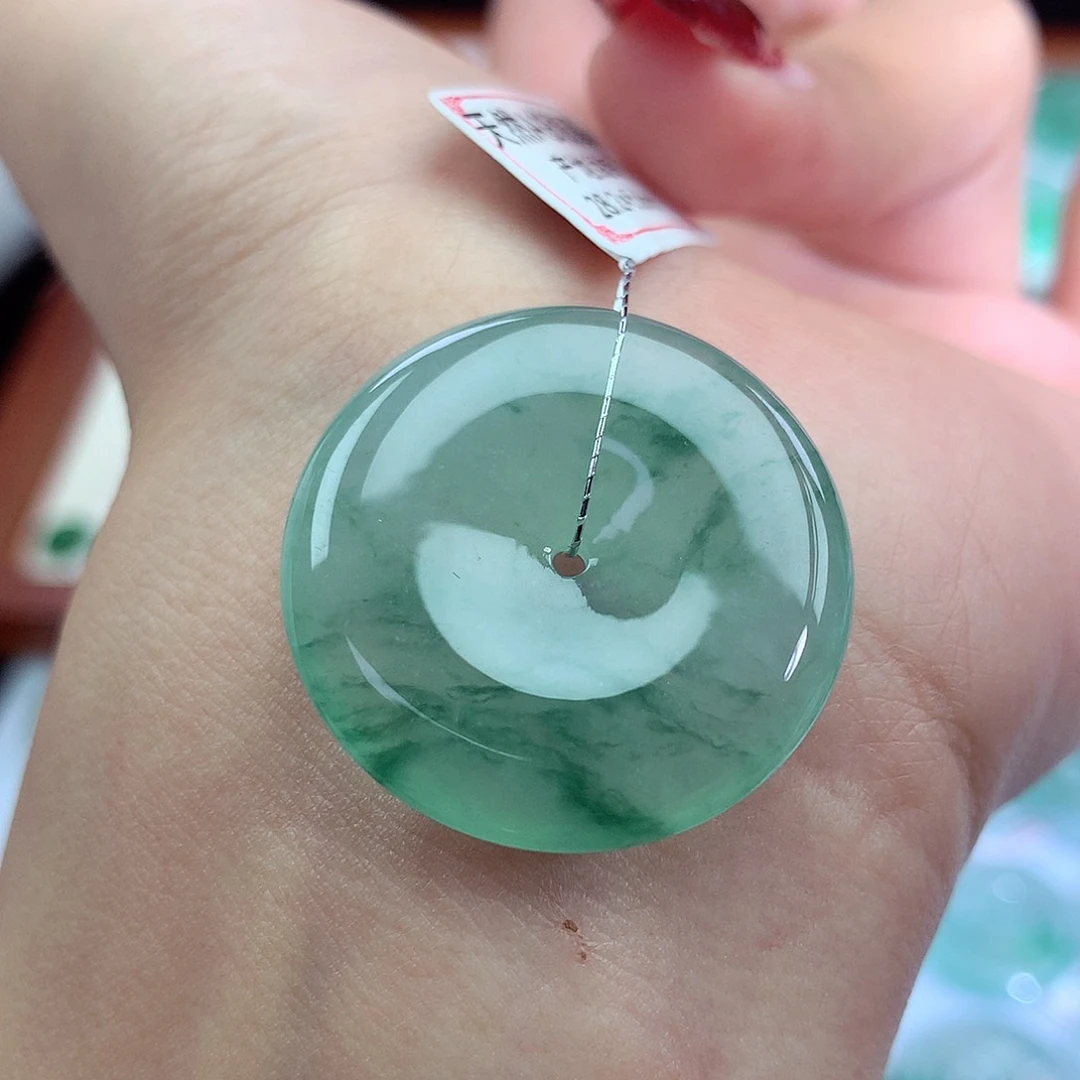 翡翠吊坠(不含链)未镶嵌待***么