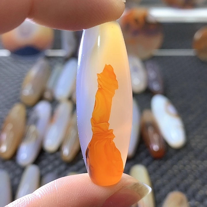 未镶嵌颈饰玛瑙/玉髓