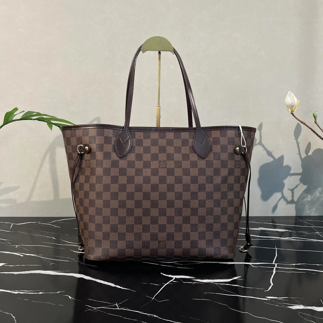 95新 LouisVuitton/路易威登 lv棕棋盘neverfull中号无子袋 7659