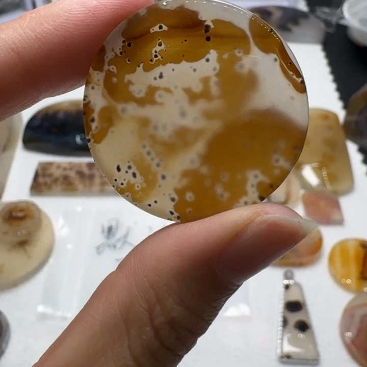 玛瑙/玉髓未镶嵌摆件