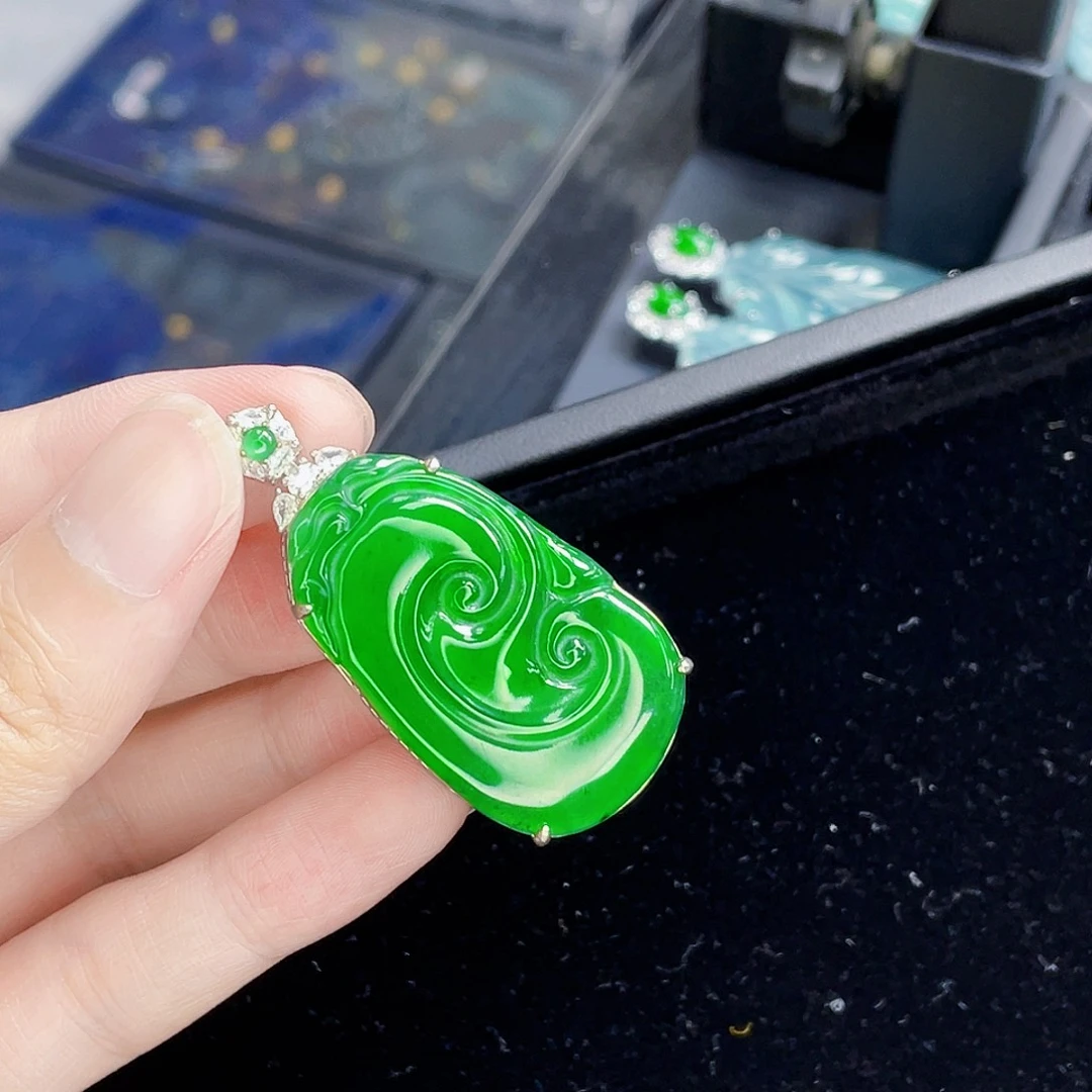 翡翠未镶嵌吊坠(不含链)